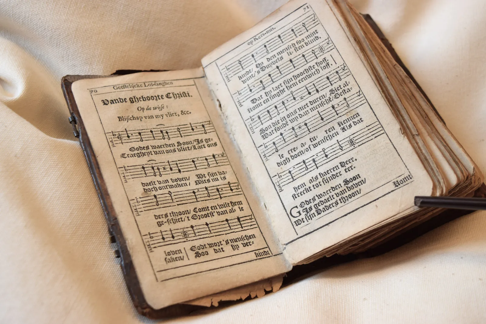 Het paradys der gheestelycke en kerckelycke lof-sangen (1638?)